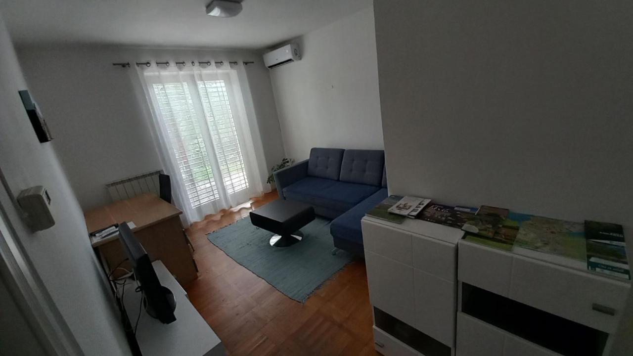 Apartma Nona Roza Zgornje Skofije Dış mekan fotoğraf