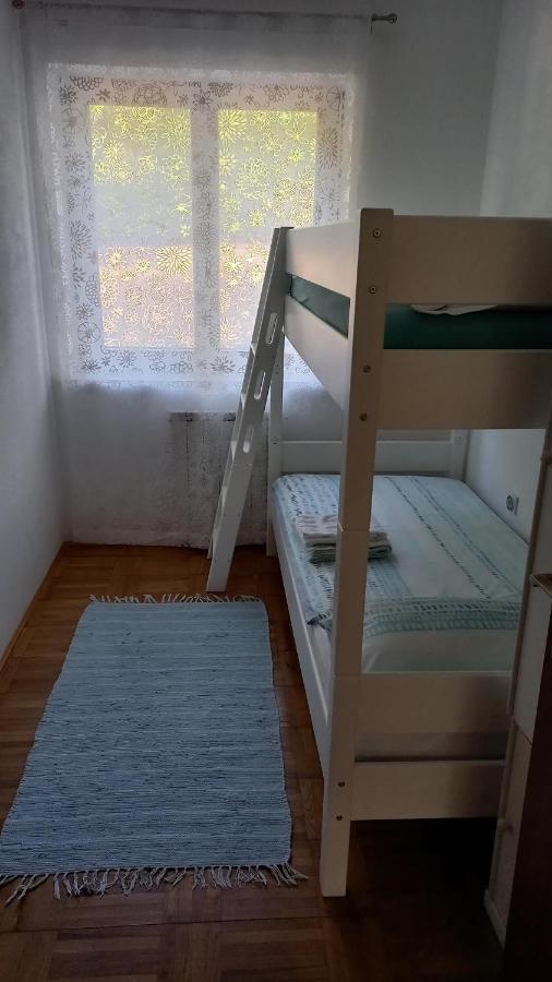 Apartma Nona Roza Zgornje Skofije Dış mekan fotoğraf